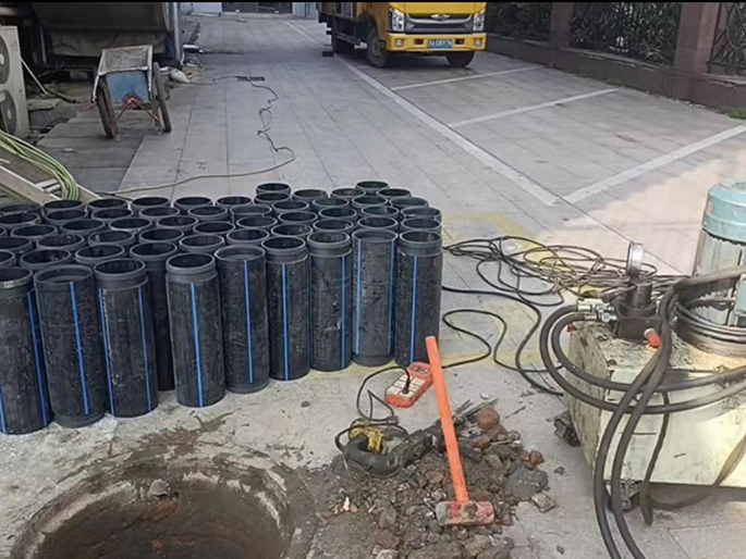 安阳PE置换管厂家 DN315置换管 非开挖管短管置换